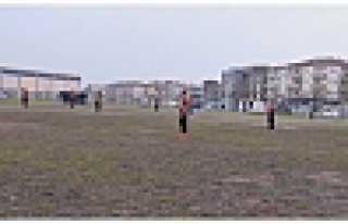 1 DAKİKALIK SEZSİZLİK EYLEMİ YAPARAK DİKKAT ÇEKTİLER