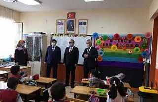 Hendek’te İlköğretim Haftası Kutlandı