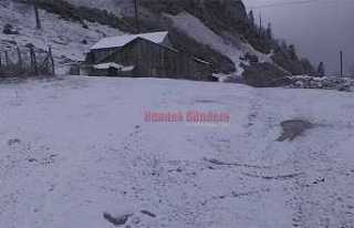 Dikmen Yaylası Beyaza Büründü