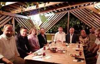 Ayhan Sefer Üstün'den Hendek Ziyareti