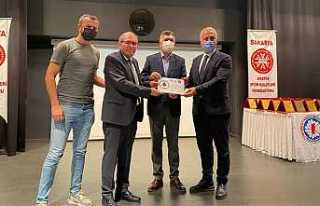 Hendekspor’a En Başarılı Futbol Kulübü Ödülü