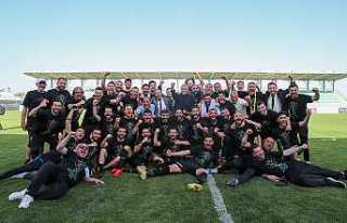 Şampiyon Sakaryaspor