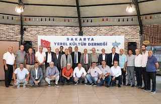 Muhtarlardan Sakarya Yerel Kültür Derneğine Ziyaret