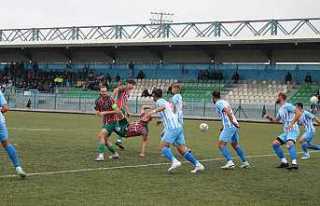 Hendek Dereköyspor Sahasında Kaybetti