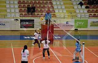 Hendek Anadolu İmam Hatip Lisesi Zor Maçı Kazandı