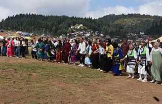 Binlerce Karadenizli Çiğdem Yaylasında Buluştu