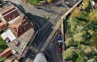 Büyükşehir Hendek’te 20 Kilometrelik Asfalt Çalışmasını...