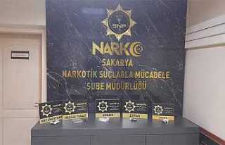 Emniyet’ten Hendek’te Operasyon