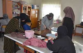 Engelli Anneleri Bu Kursla Sosyalleşiyor