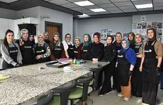 Hendek’te Kadınlar Hem Öğreniyor Hem Kazanıyor