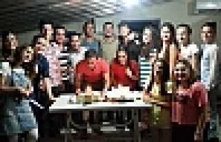 AÇIKYOL' A SÜPRİZ DOĞUM GÜNÜ