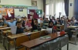 AFRİN’DEKİ MEHMETÇİĞİMİZE MORAL MEKTUBU 