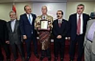 AHİLİK TEŞKİLATI KARDEŞLİĞİMİZİN REFERANSIDIR