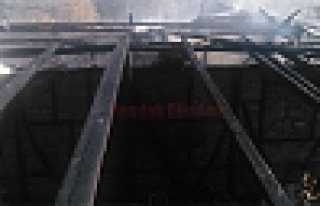 Ahşap Ev Tamamen Yandı