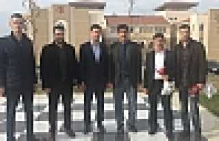 AK GENÇLERDEN ÖĞRETMENLER GÜNÜ MESAİSİ