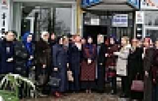 AK KADINLAR REFERANDUM STARTI VERDİ