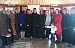 AK KADINLAR’DAN KAHVALTI