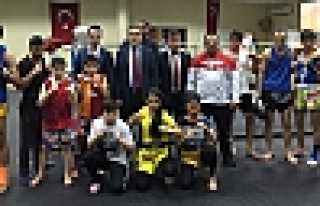 AKBIYIK SPOR KULÜPLERİNİ ZİYARET ETTİ