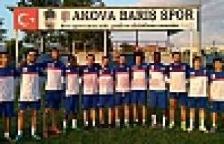 AKOVA BARIŞSPOR SAHAYA İNDİ