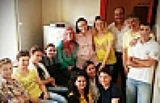 ARKADAŞLARINA SÜRPRİZ YAPARAK UĞURLADILAR