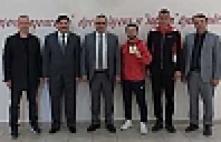 Ateş’ten Kaymakam Acır’a Ziyaret