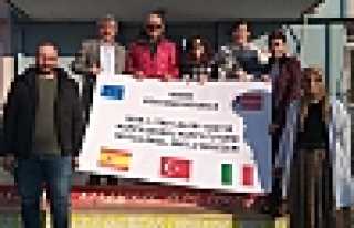 Atikehanım Öğretmenleri İspanya Yolcusu