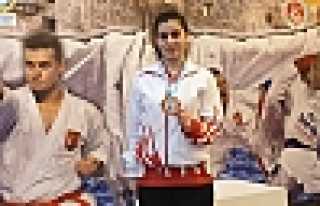 Aygüneş Antalya’da Üçüncü Oldu