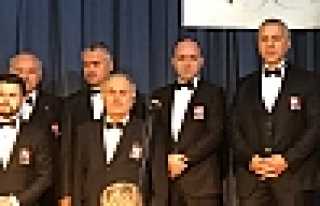 Babaoğlu Sahneye Çıktı