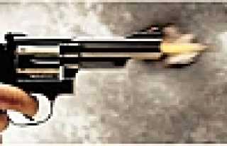 BABASINI TABANCAYLA VURARAK AĞIR YARALADI