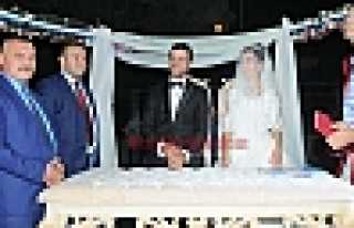  BAŞAK VE UĞUR BİR ÖMÜR HAYATA EVET DEDİ