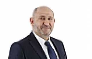 BAŞKAN PÜSKÜLLÜ KADINLAR GÜNÜNÜ KUTLADI