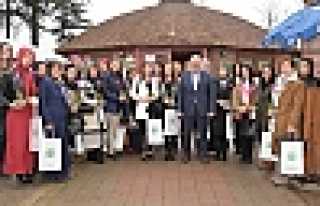 BAŞKAN PÜSKÜLLÜ PERSONELINI UNUTMADI