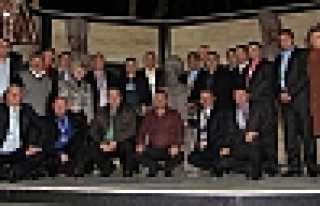 BAŞKANLAR HENDEKTE'YDİ