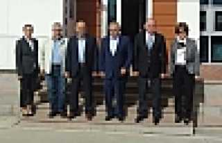 BAYRAKTAR’IN HENDEK ZİYARETLERİ