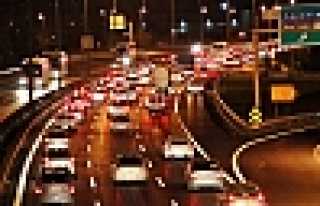 BAYRAM YOĞUNLUĞU BAŞLADI