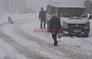 BEKLENEN KAR ZİRVEDE ERKEN BAŞLADI