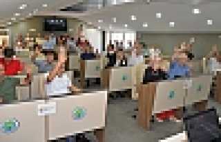 Belediye Meclisinde Fikirler Çatıştı