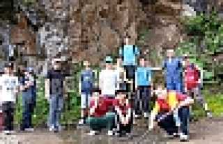 BEŞOLUK YAYLASINDA GENÇLİK KAMPI DÜZENLENDİ