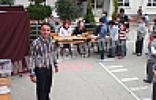   BEYLİCE ORTAOKULUNDA SEÇİM HEYECANI