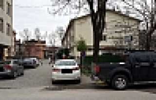 BU ŞİKAYETTE EĞİTİM FAKÜLTESİ GİRİŞİNDEN