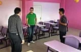 BURHAN OKULLARDA İNCELEMEDE BULUNDU