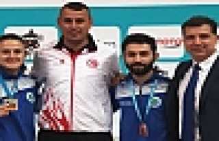 Büşra, Altın Madalya İle Döndü