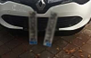 ÇALINTI OTO POLİSİN DİKKATİNDEN KAÇMADI