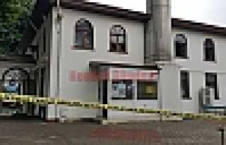 CAMİ MİNARESİNDE HAYATINI KAYBETTİ