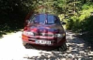 Camii Otoparkından Çaldılar