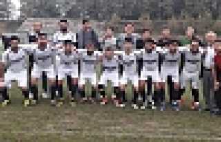 Çamlıca Rakibine Acımadı