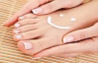 ÇATLAYAN TOPUKLARA ÇÖZÜM