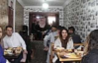 CHP GENÇLİK KOLLARI KAHVALTIDA BULUŞTU