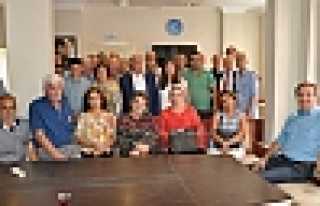 CHP HENDEK BAYRAMLAŞTI