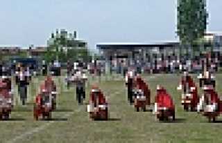 ÇOCUK BAYRAMI HENDEK’TE COŞKU İLE KUTLANDI